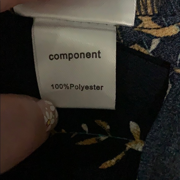 Floral blouse - Picture 4 of 5